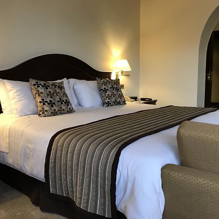 Socialtel Quito Hotel Екстериор снимка