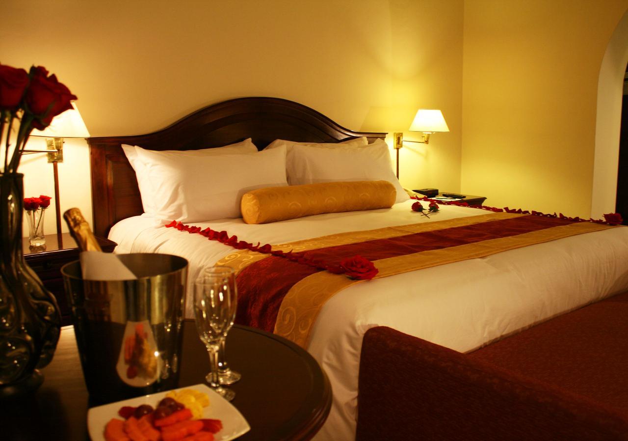 Socialtel Quito Hotel Екстериор снимка