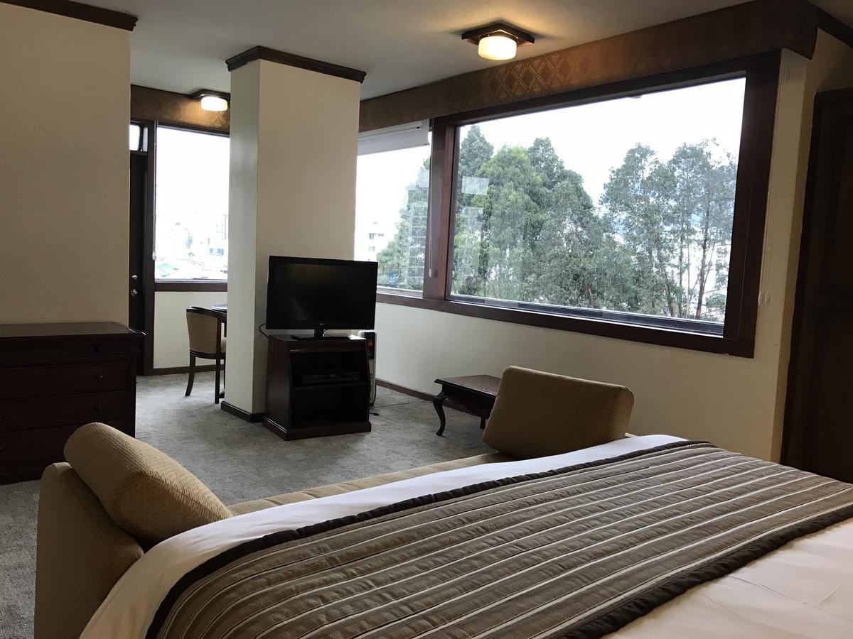 Socialtel Quito Hotel Екстериор снимка