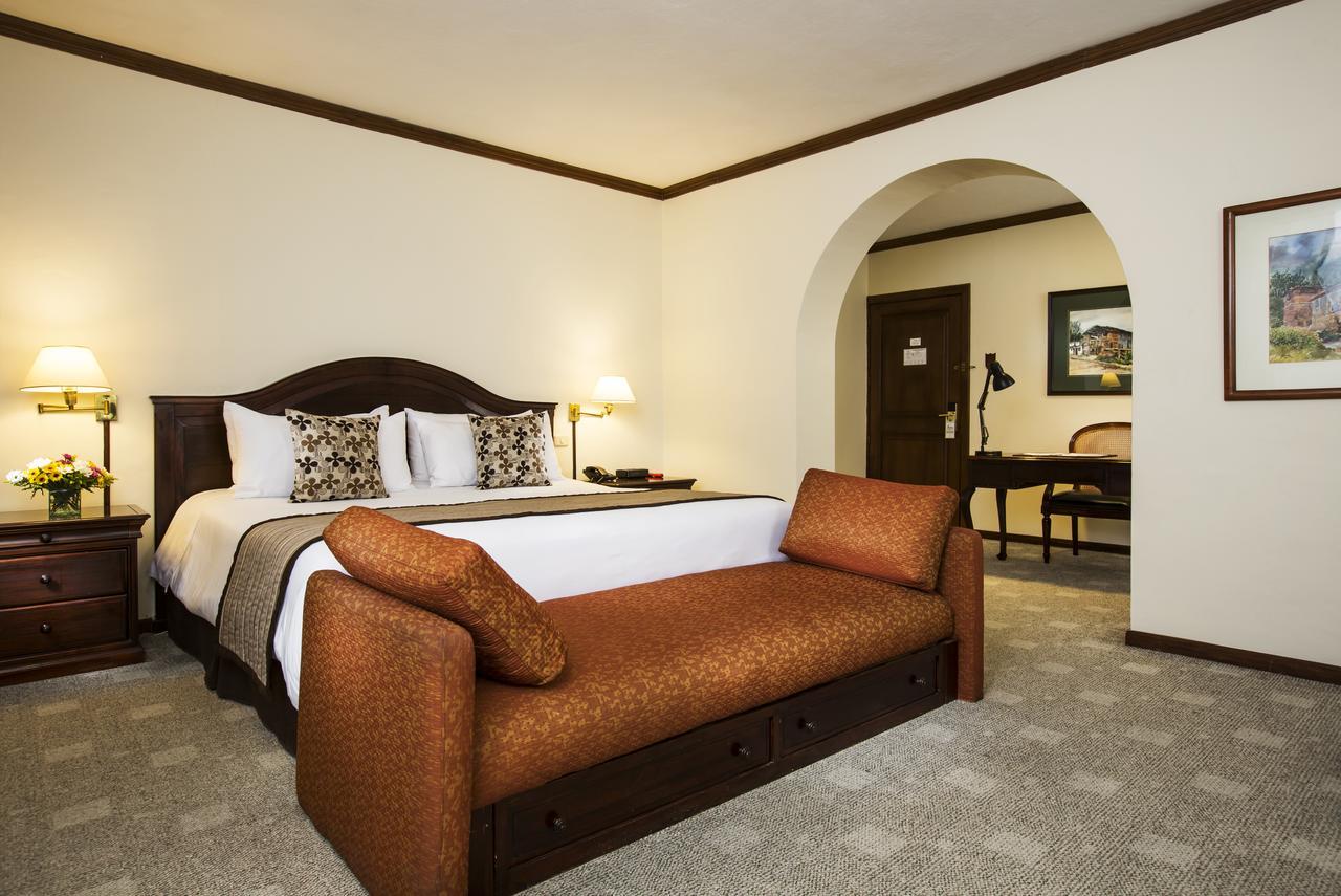 Socialtel Quito Hotel Екстериор снимка