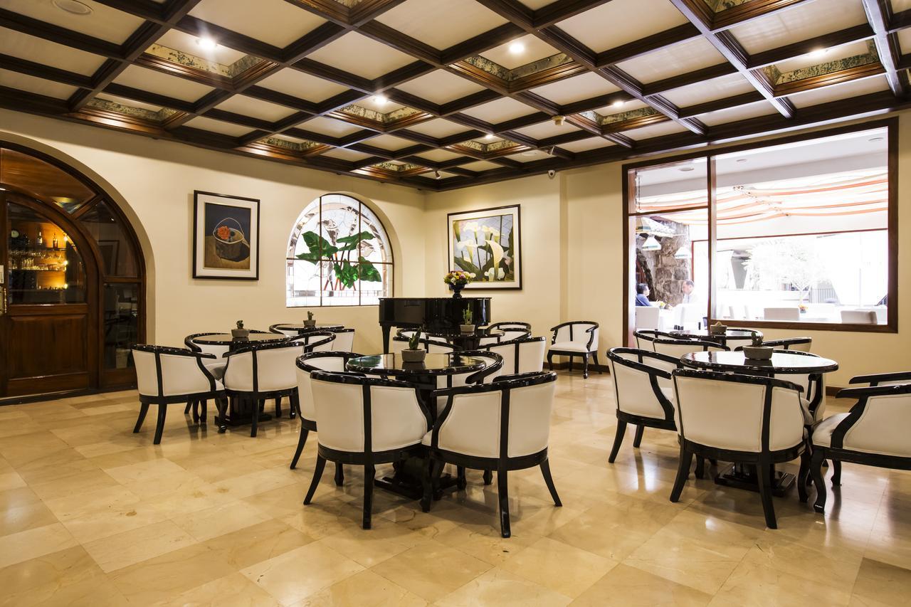Socialtel Quito Hotel Екстериор снимка