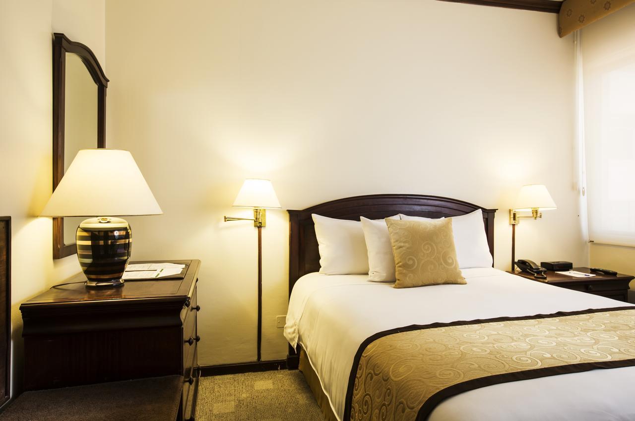 Socialtel Quito Hotel Екстериор снимка